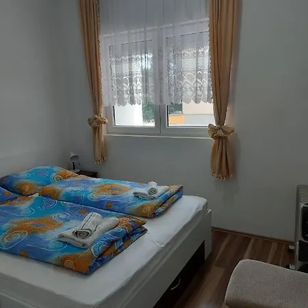 Adam' S 3 * Kladovo