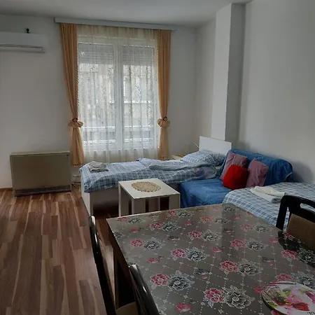 Apartment Adam' S 3 *