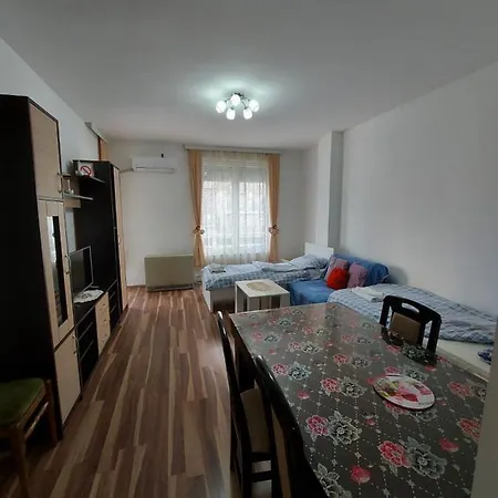 Apartment Adam' S 3 *