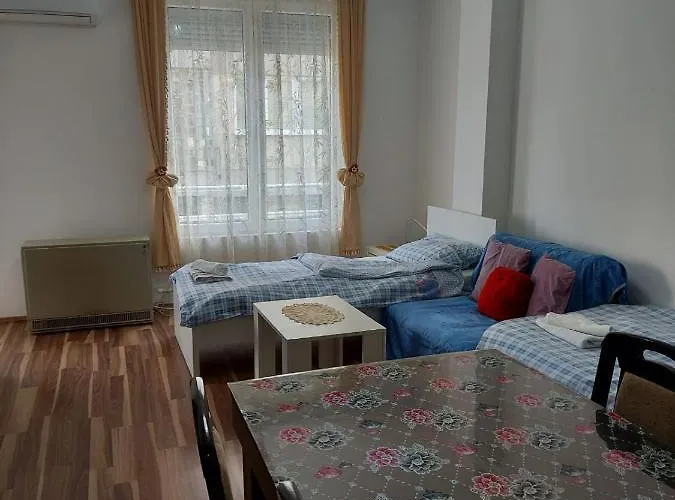 Апартаменты Adam' S 3 *