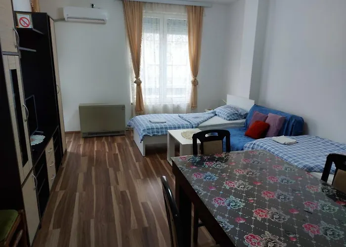 Апартаменты Adam' S 3 Кладово